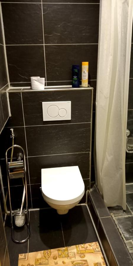 Bydleni V Centru Ov Blizko Stodolni, Bez Vytahu Apartment ออสตราวา ภายนอก รูปภาพ