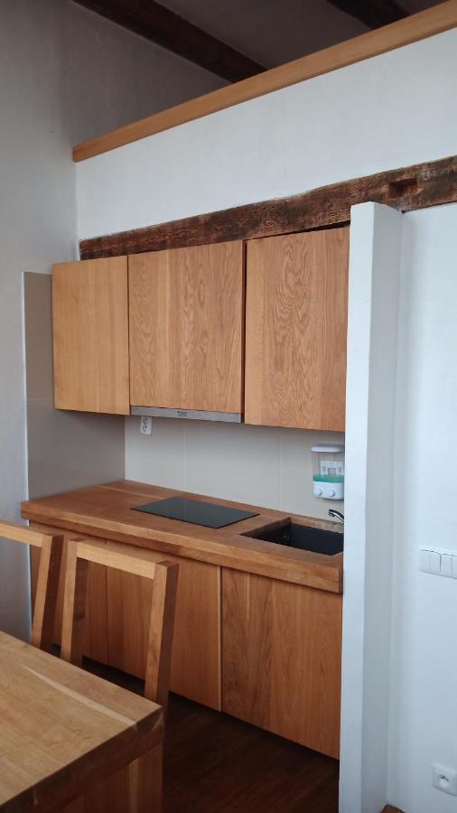 Bydleni V Centru Ov Blizko Stodolni, Bez Vytahu Apartment ออสตราวา ภายนอก รูปภาพ